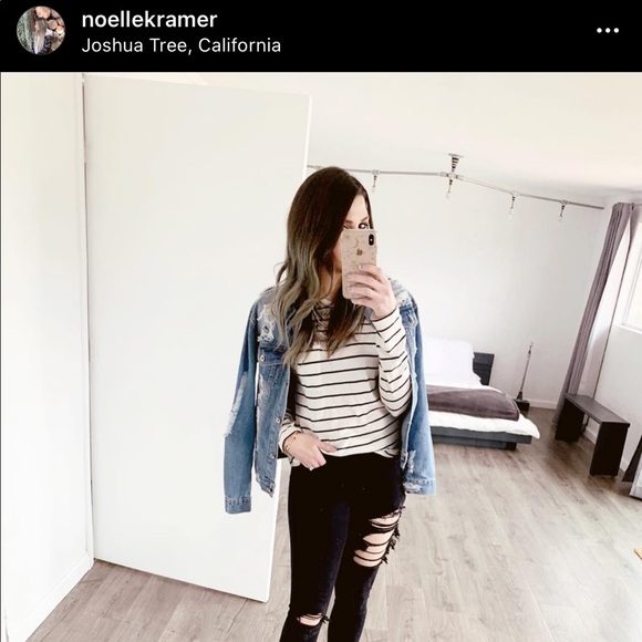 Nasty Gal Distressed Denim Jacket size small - Picture 7 of 7